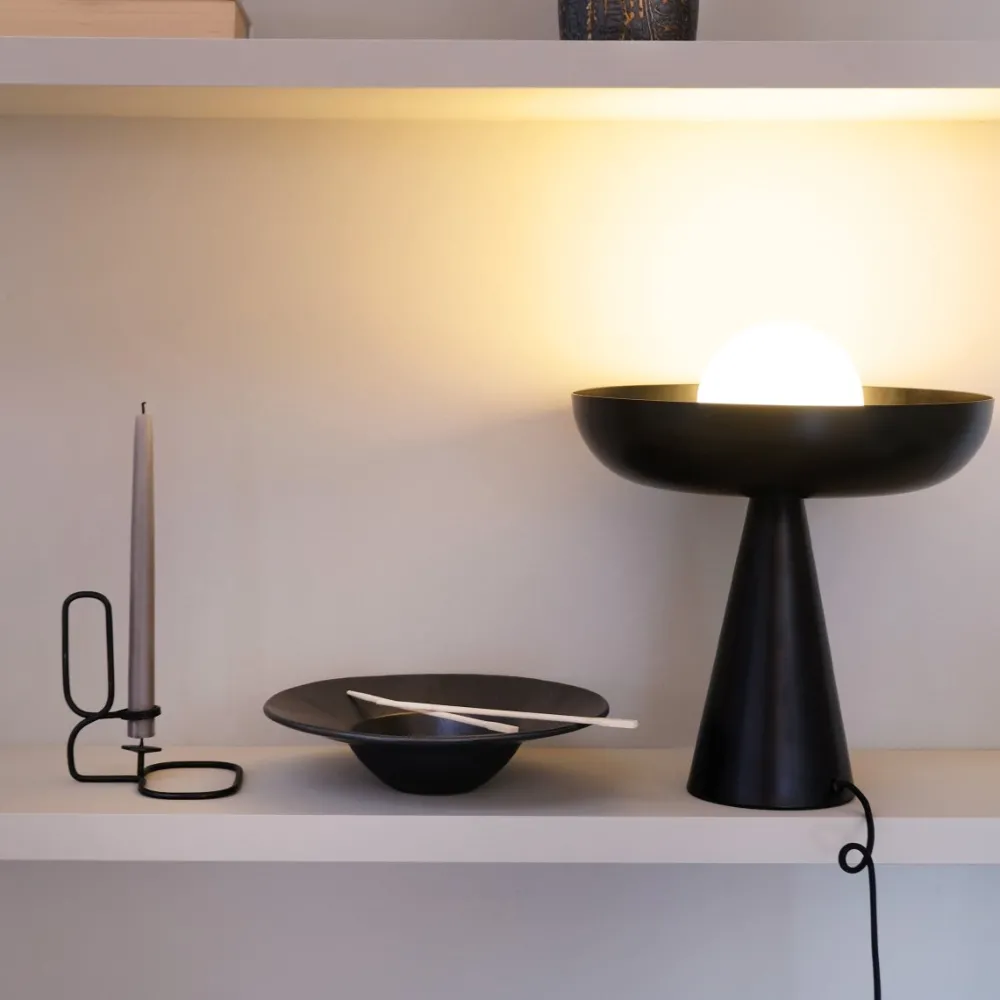 Hot Dyberg Larsen Ava 35cm bordslampa Svart