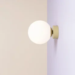 Hot Artera Ball Ø15 vägglampa