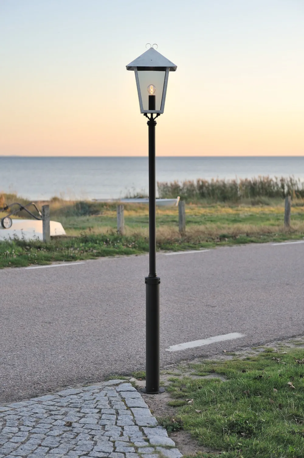 Discount Konstsmide Benu 255cm stolpe