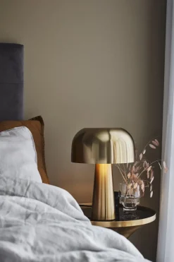 Best Markslöjd Blanca 35cm bordslampa