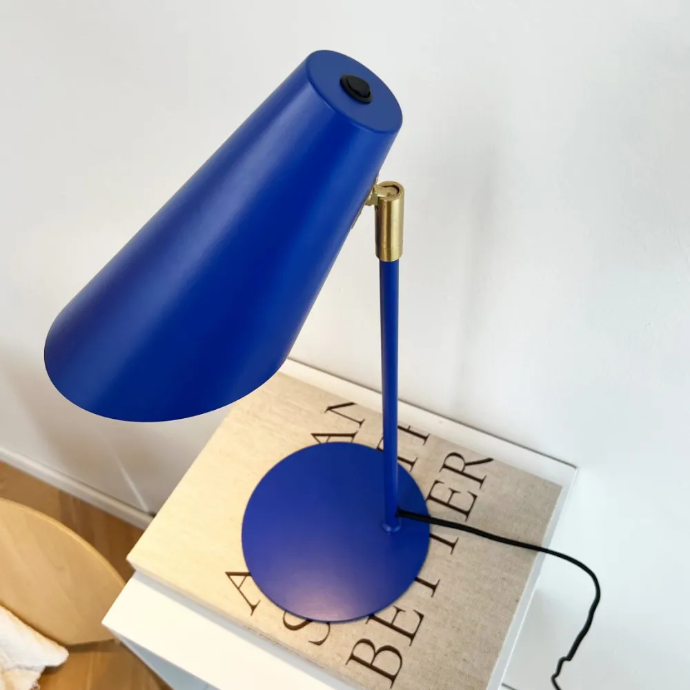 Hot Dyberg Larsen Cale 50cm skrivbordslampa