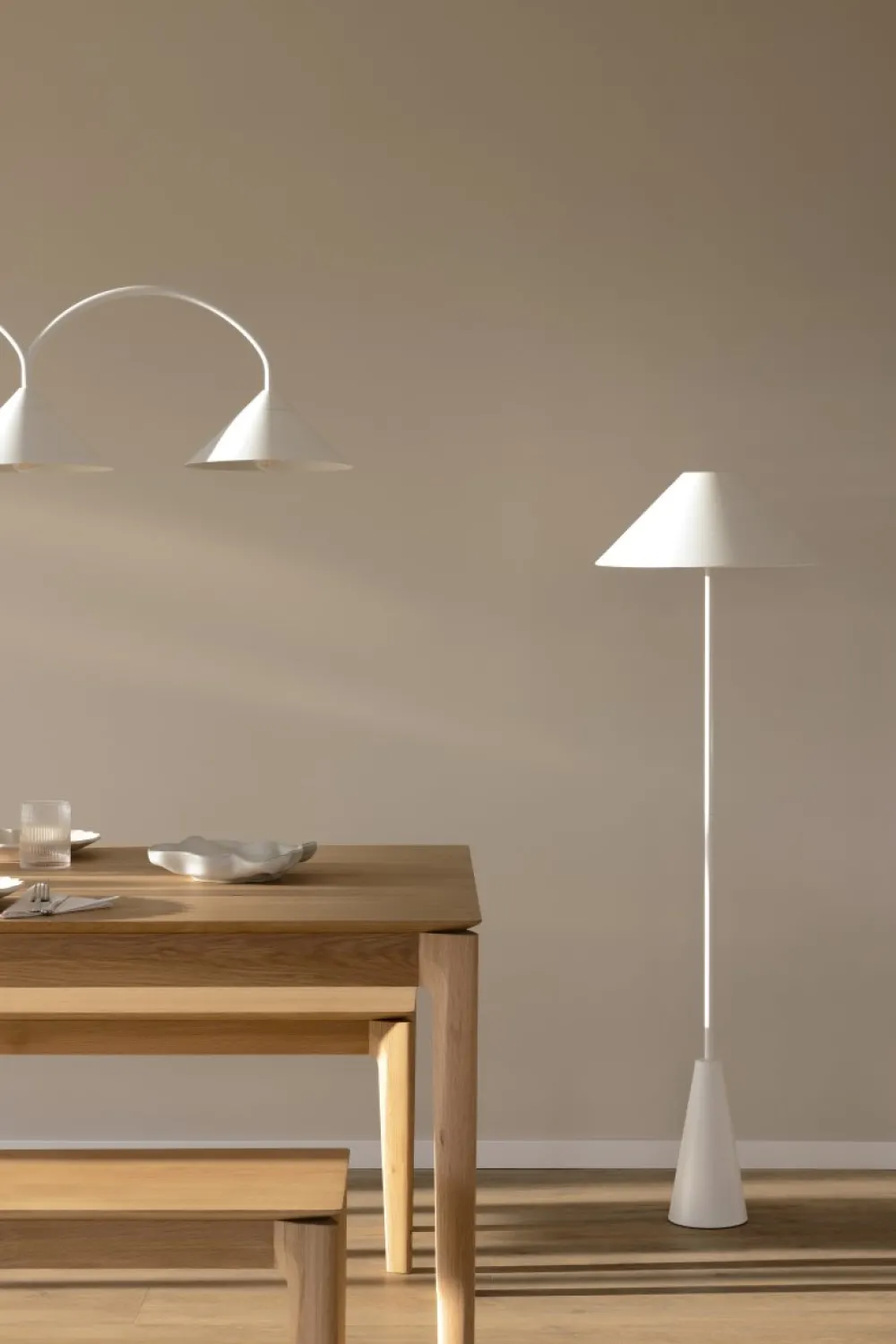 Discount Globen Lighting Cannes golvlampa