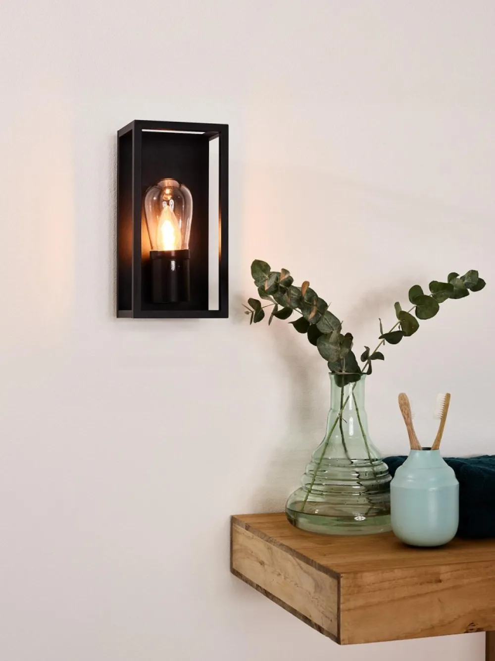 Discount Lucide Carlyn 25cm badrumslampa Svart