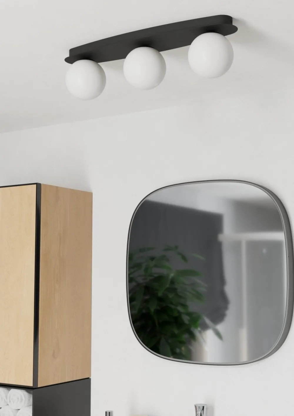 Sale Eglo Castrovido 58cm badrumslampa Svart
