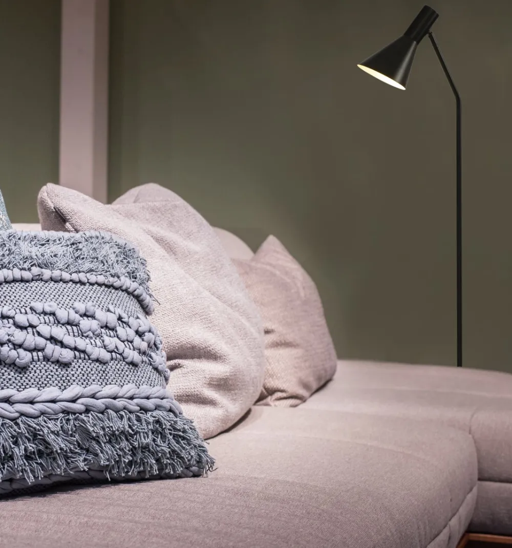 Hot Aneta Lighting Ceres golvlampa
