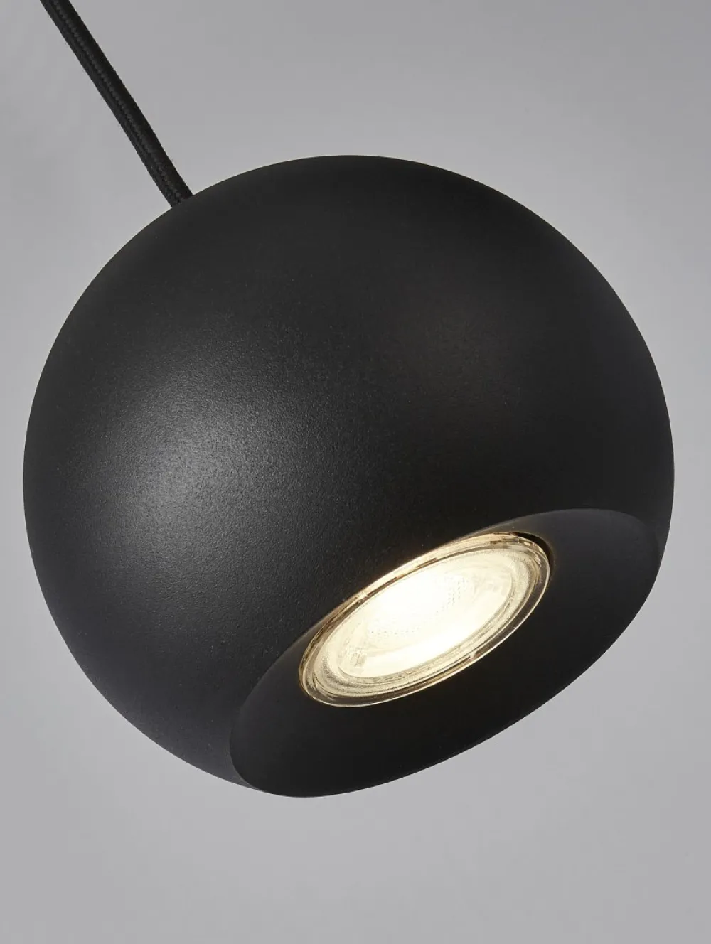 Sale Searchlight Eindhoven Ø40 taklampa Sandsvart