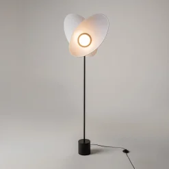 Discount Maytoni Evolution golvlampa Vit