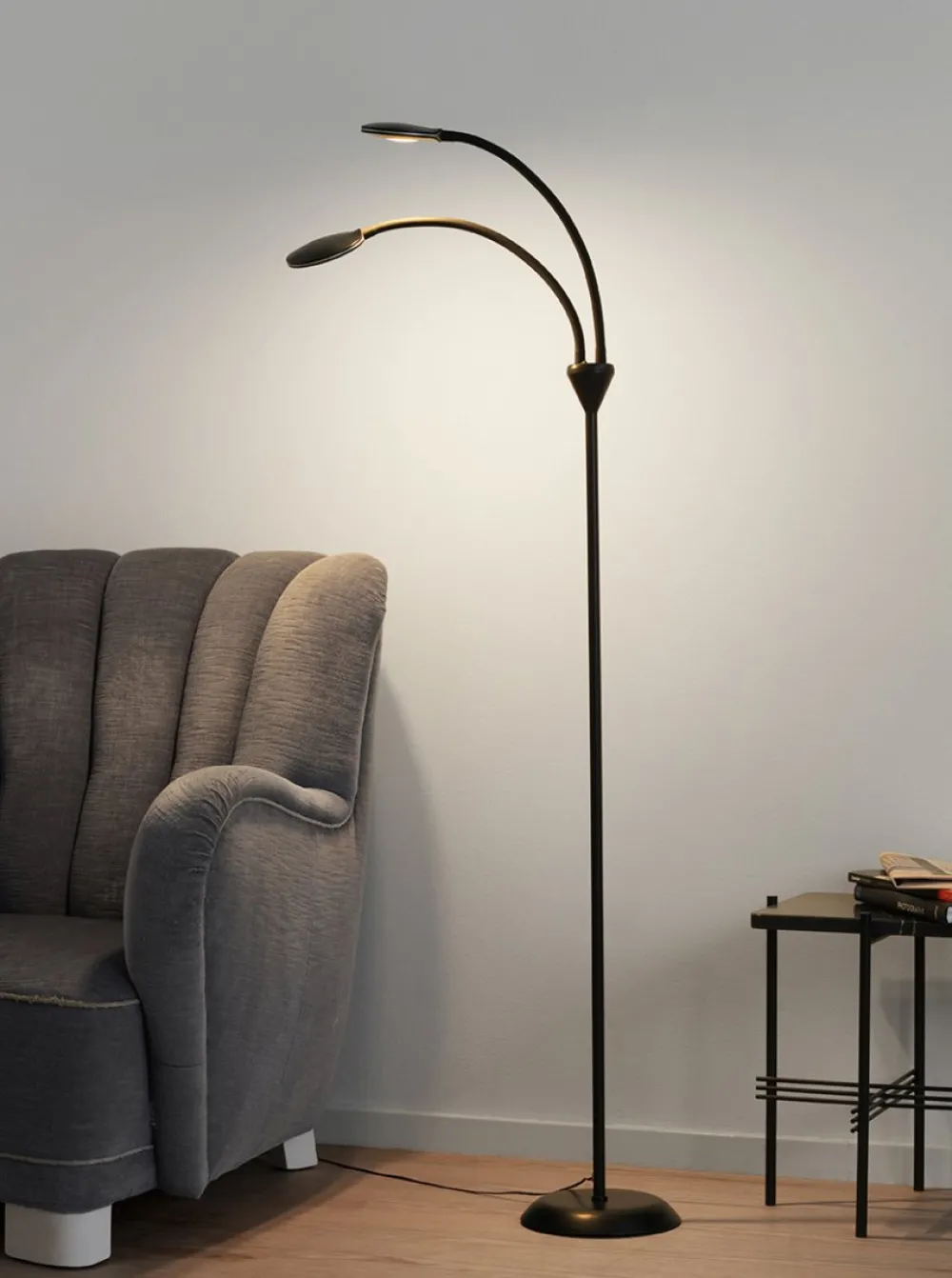 Hot Halo Design Fix 2 golvlampa Svart