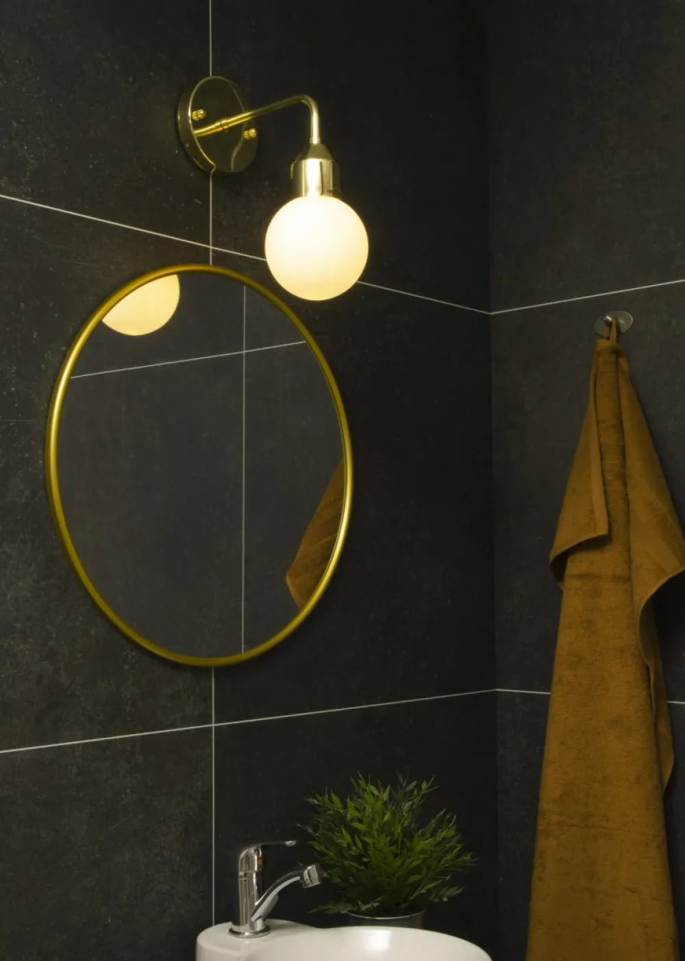 Hot Aneta Lighting Florens Ø12 badrumslampa