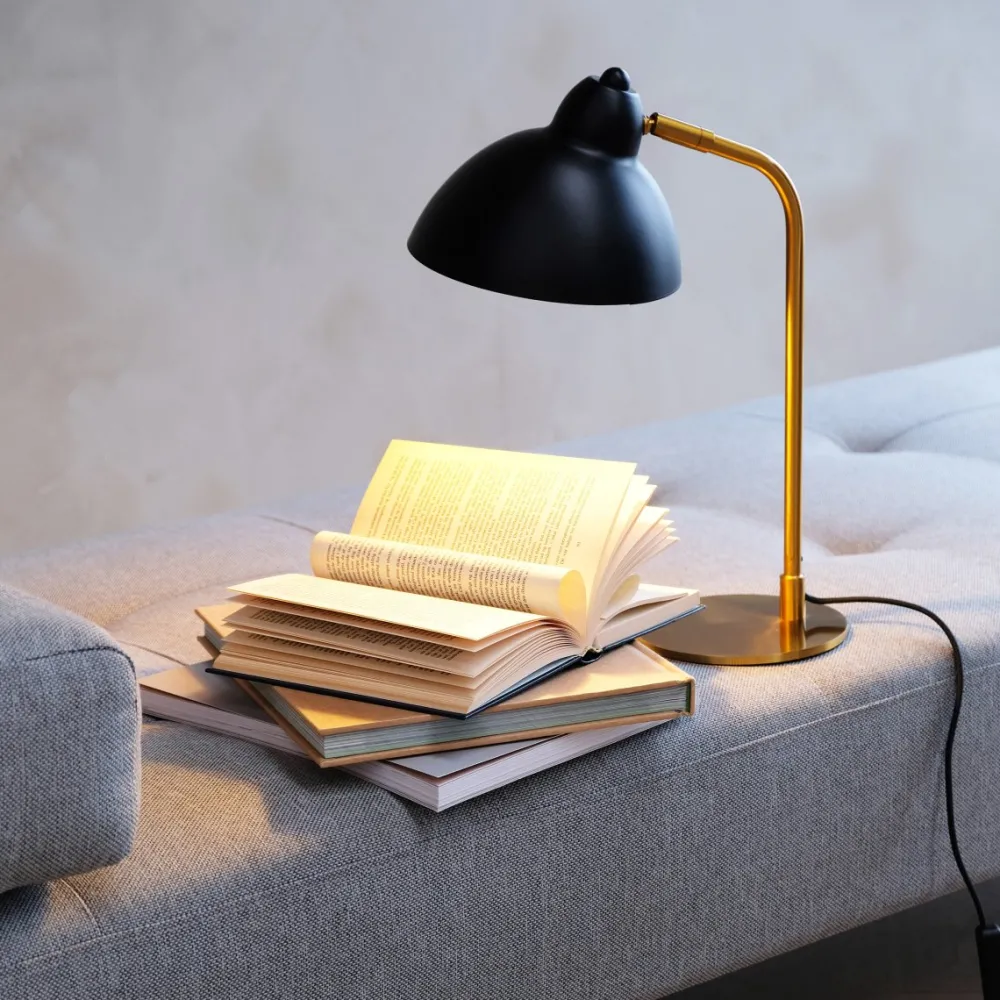 Clearance Dyberg Larsen Futura 40cm skrivbordslampa Mässing