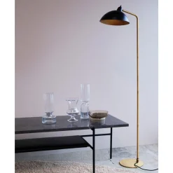 Hot Dyberg Larsen Futura golvlampa Mässing