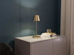 Best Herstal Gil il Grande 37cm bordslampa Satinmässing
