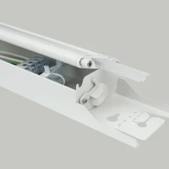 Outlet Designlight Henry Basic 4000K 135cm Vit