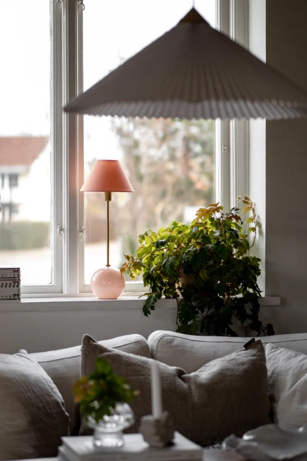 Globen Lighting Iris 50cm bordslampa