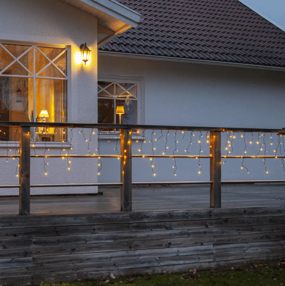 Hot Star Trading Istappsslinga Golden Warm White 24m Svart