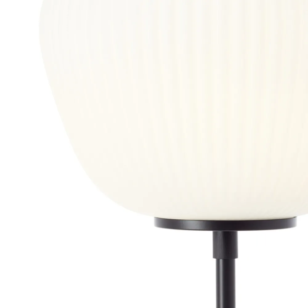 Sale Brilliant Kaizen golvlampa Mattsvart