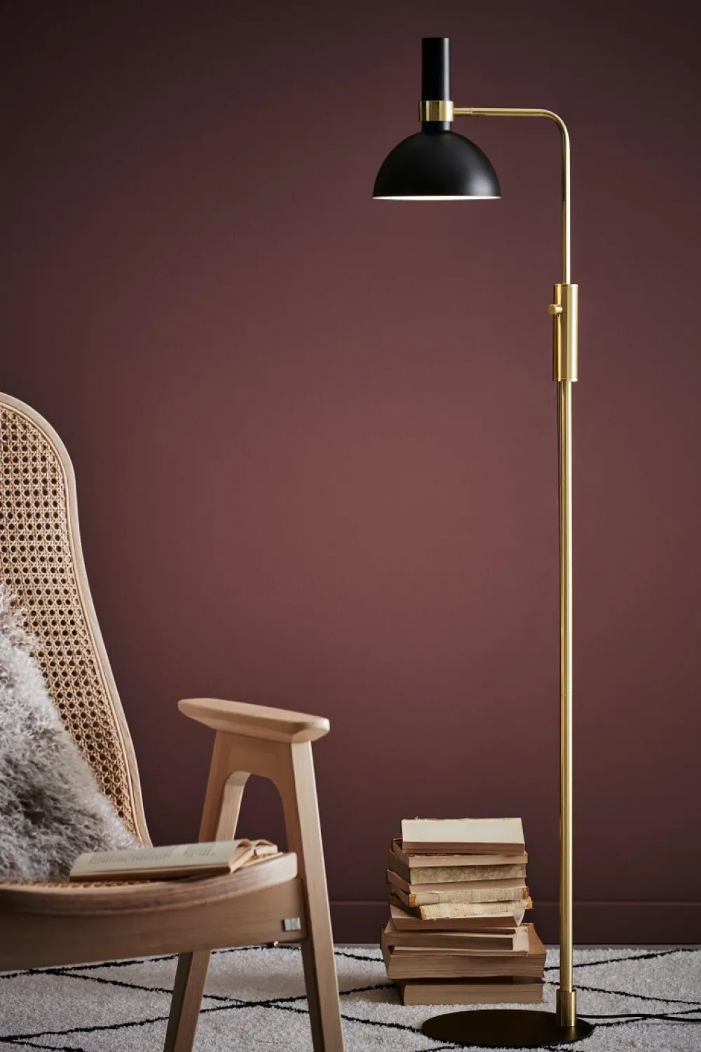 Clearance Markslöjd Larry golvlampa Svart
