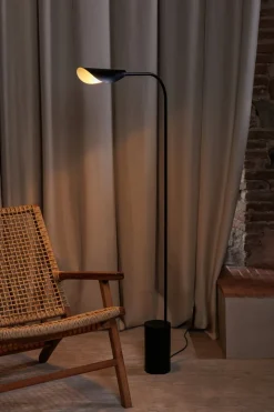Outlet Faro Barcelona Liggera golvlampa Svart