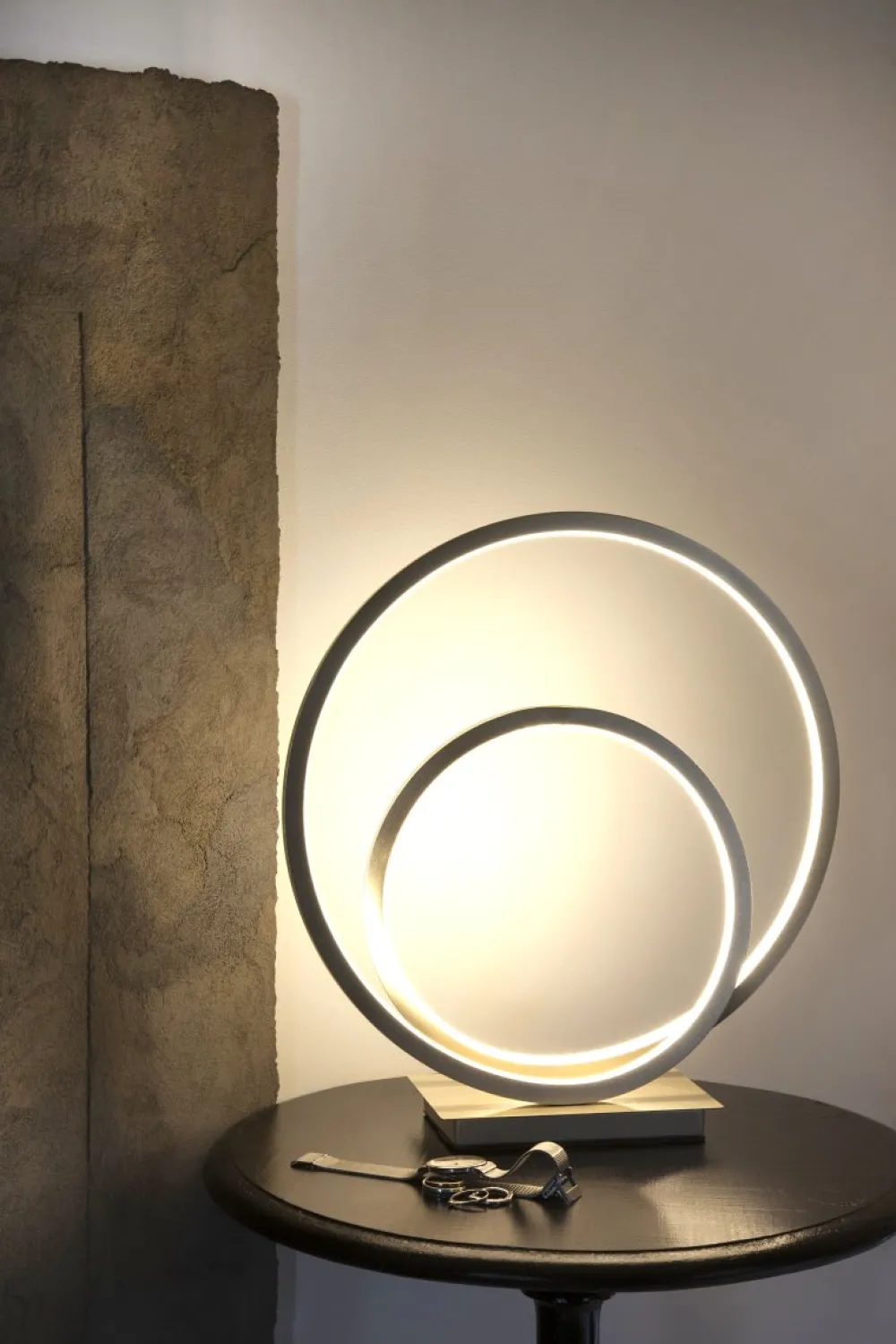 Hot Aneta Lighting Loop 37cm bordslampa