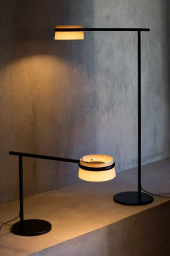 Discount Faro Barcelona Loop 65cm skrivbordslampa Trä