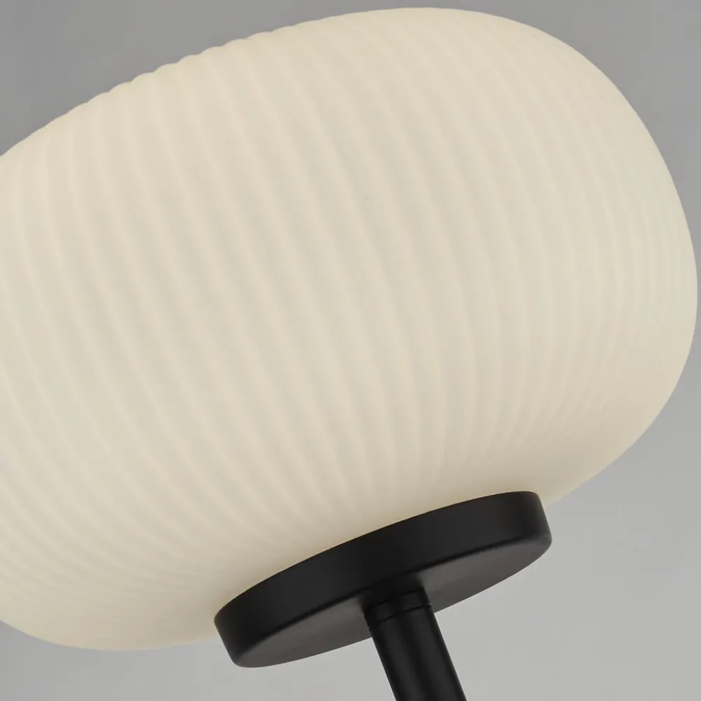 Clearance Searchlight Lumina golvlampa Svart