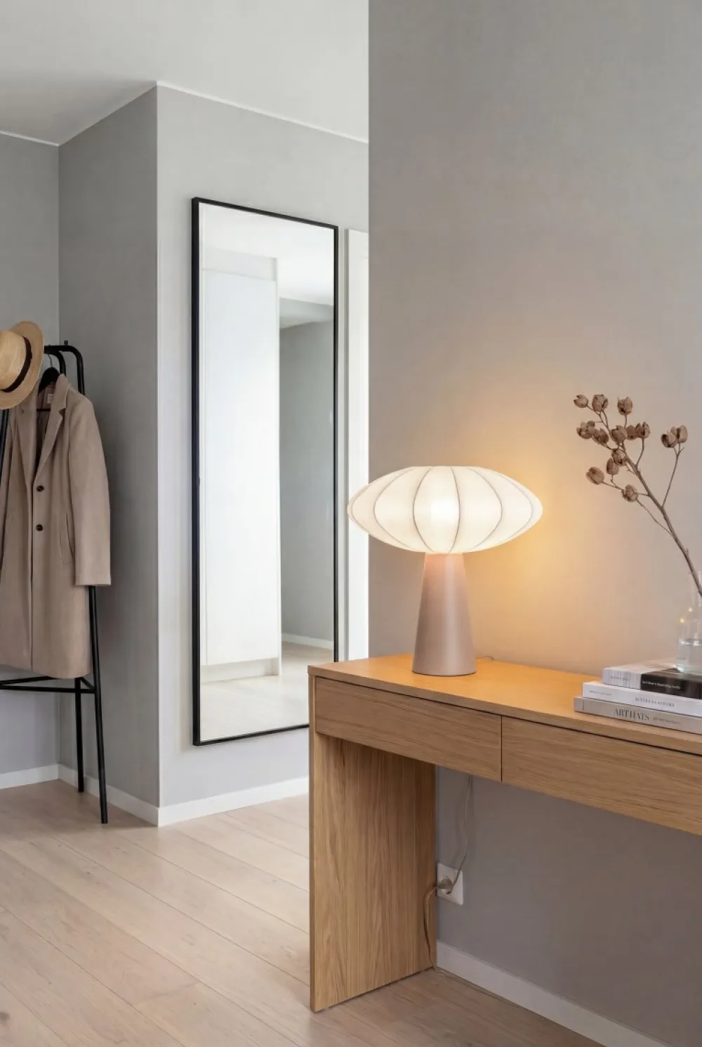 Outlet Aneta Lighting Madison 35cm bordslampa Beige