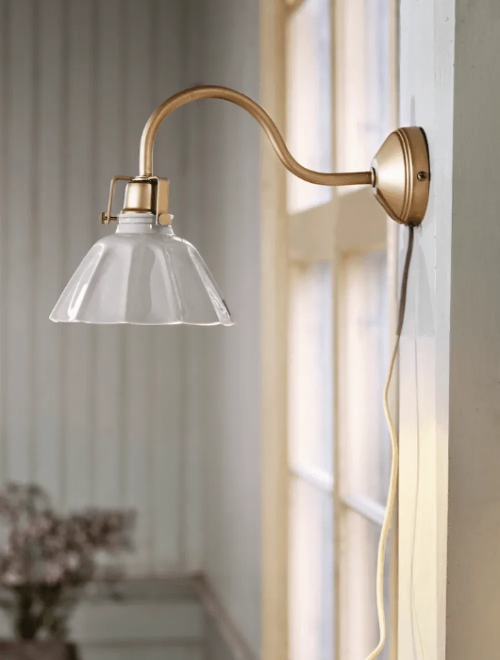Strömshaga Margareta Ø18 vägglampa Mässing