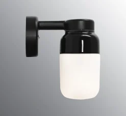 Sale Ifö electric Ohm Wall 100/210 badrumslampa