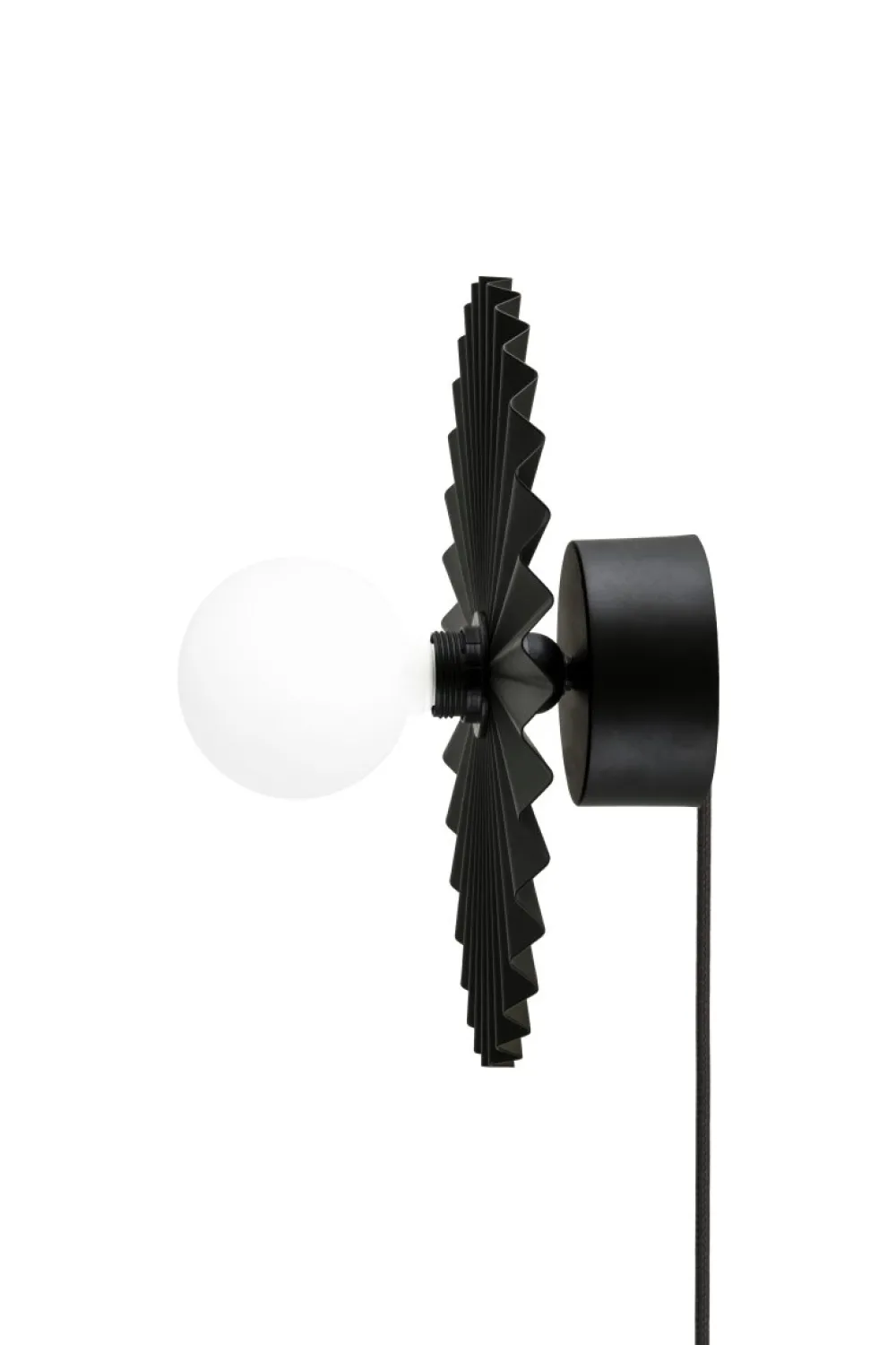 Globen Lighting Omega Ø35 vägglampa Svart