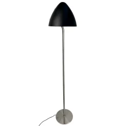 Dyberg Larsen Oulu golvlampa