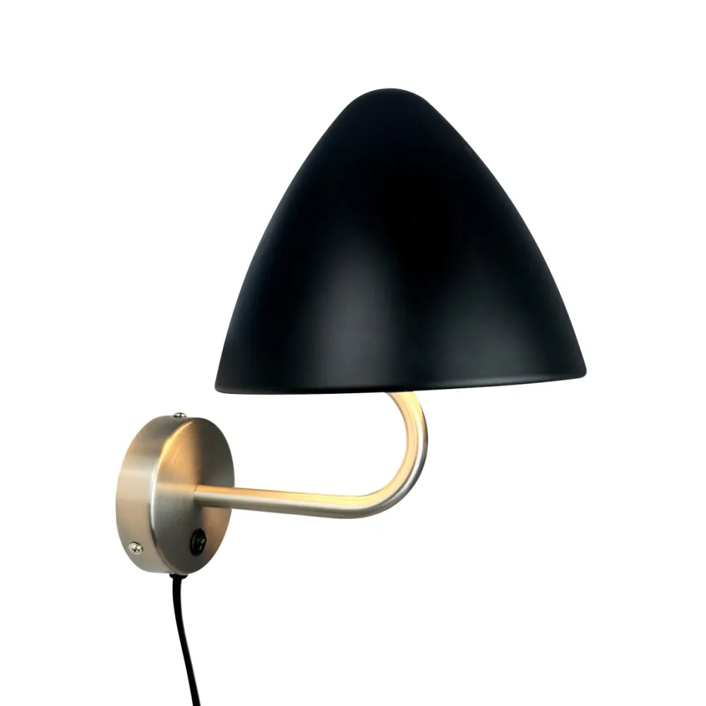 Clearance Dyberg Larsen Oulu Ø20 vägglampa Borstad stål