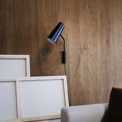 Hot Dyberg Larsen Pallas 38cm vägglampa Svart