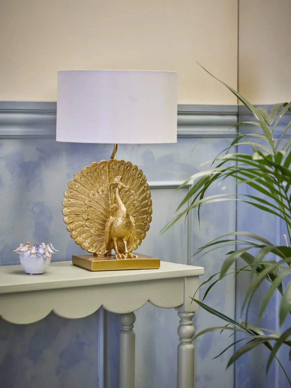 Best Bloomingville Peacock 58cm bordslampa Guld