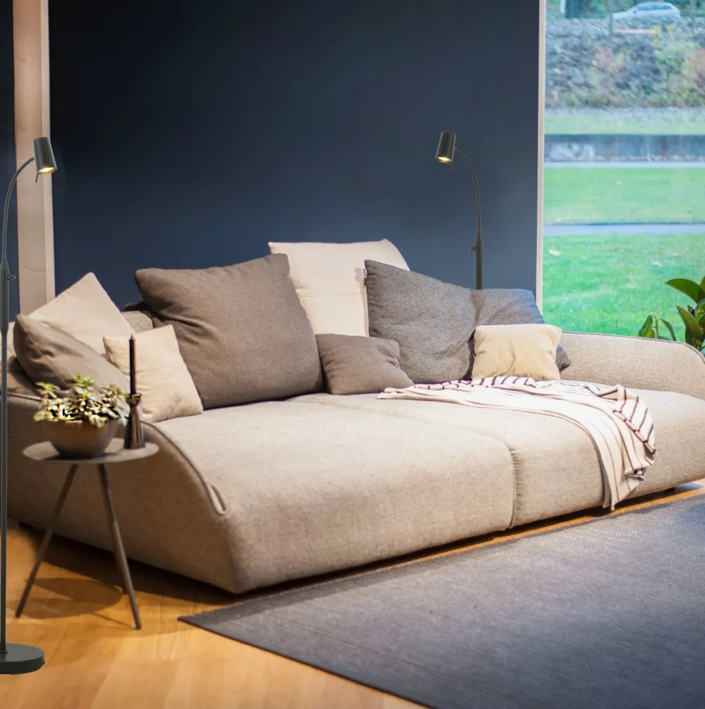 New Aneta Lighting Pilot golvlampa