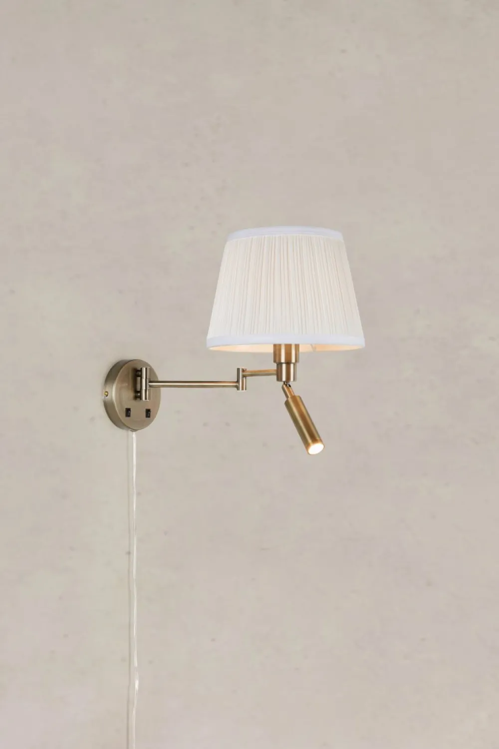 Outlet Markslöjd Pivot 43cm läslampa Mässing