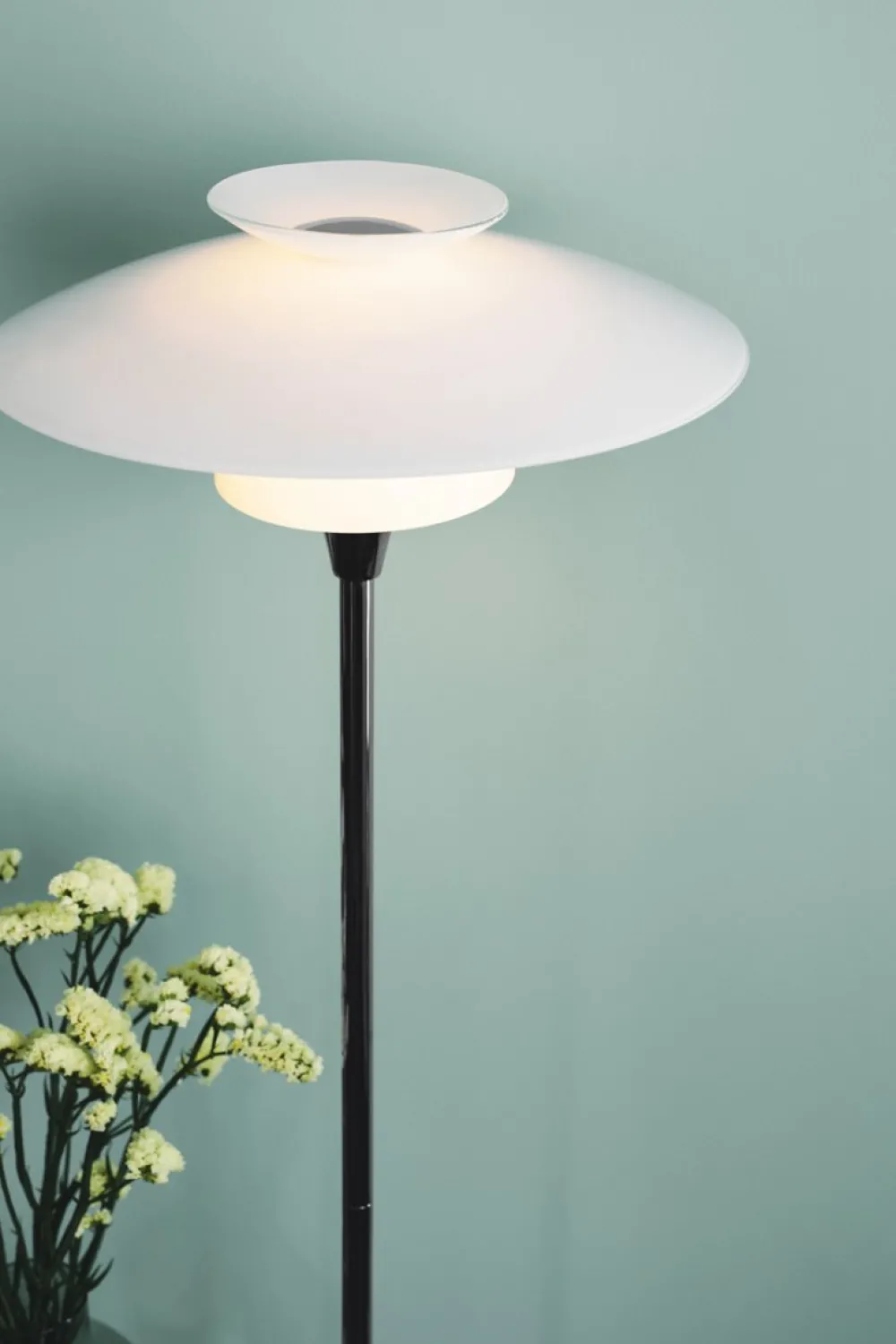 Discount Halo Design Scandinavia golvlampa Opal