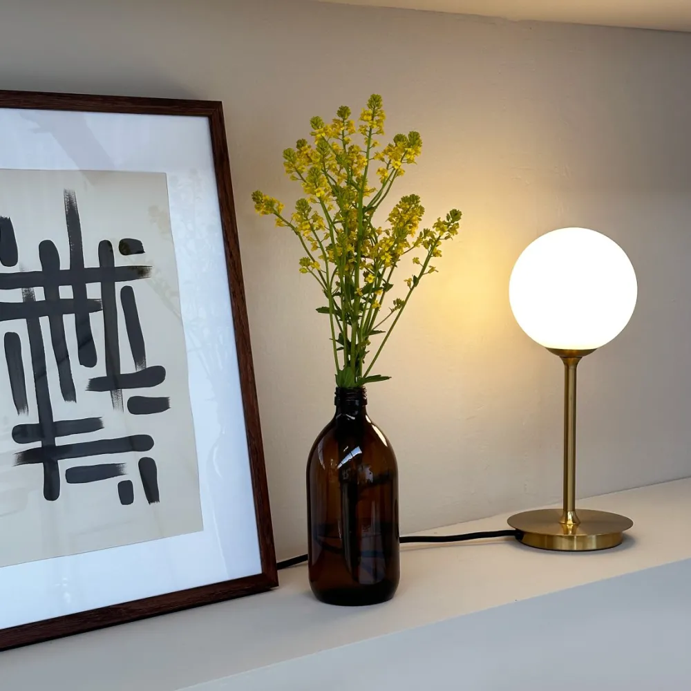 Dyberg Larsen Sia 30cm bordslampa Mässing