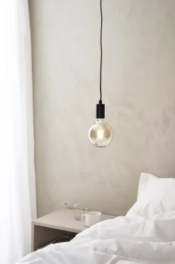 Best Markslöjd Sky Ø4 fönsterlampa Svart