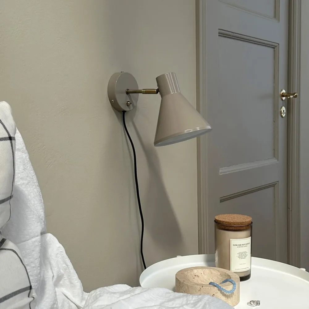 Online Dyberg Larsen Sleep läslampa