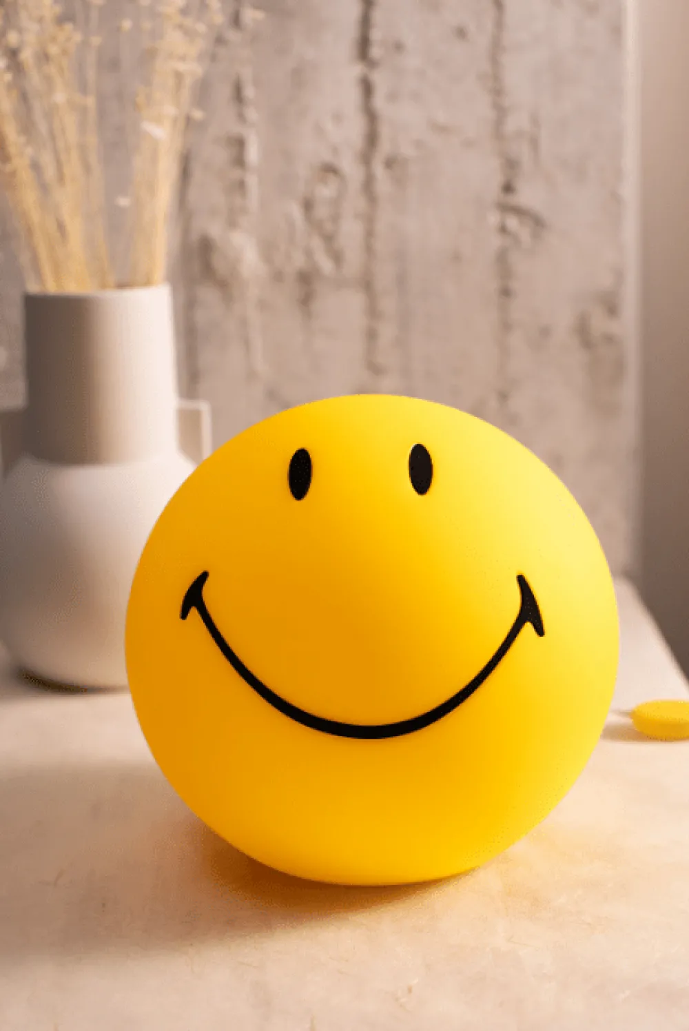 Outlet Mr Maria Smiley Star Light barnlampa Gul