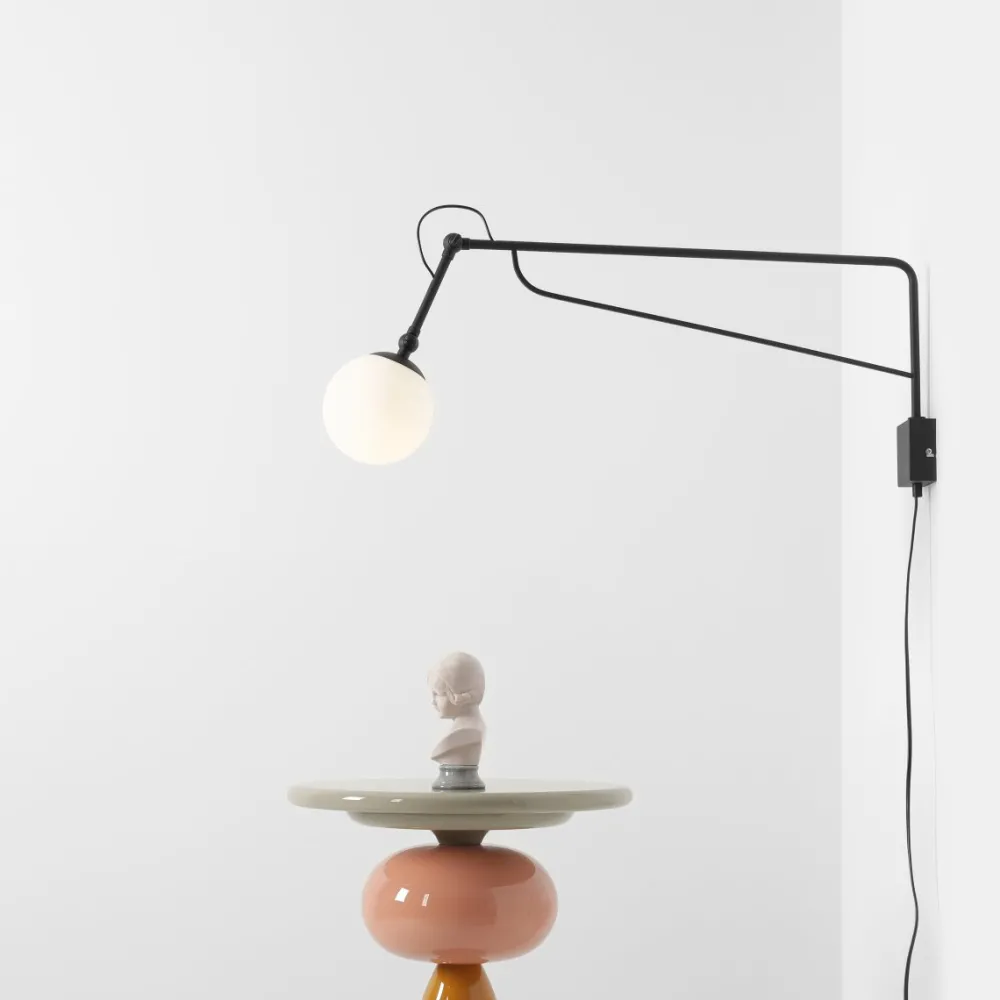 Online Artera Soho 90cm vägglampa Svart
