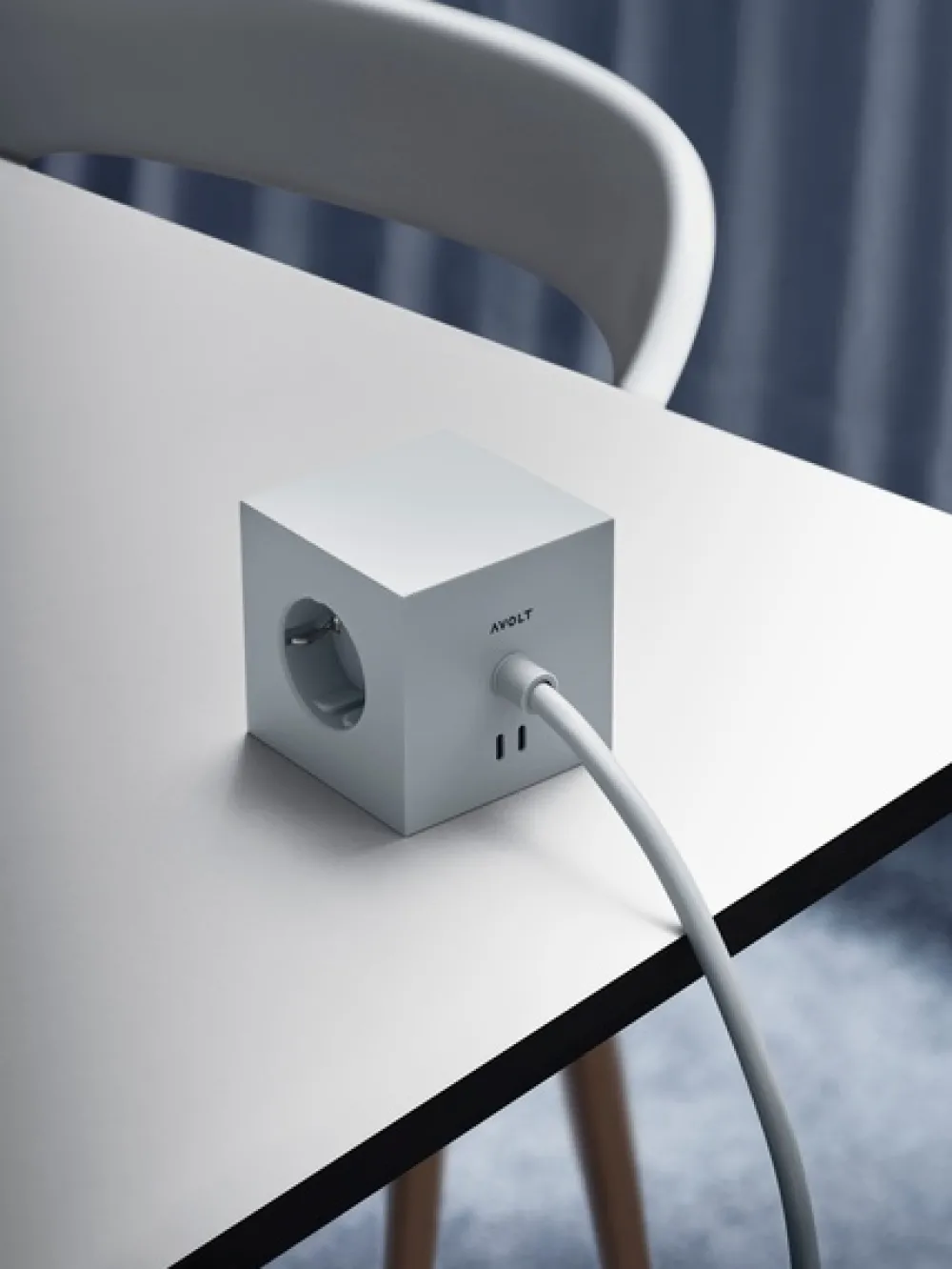 Outlet Avolt Square 1 with 30W Dual USBC & Magnetic base, 1.8m