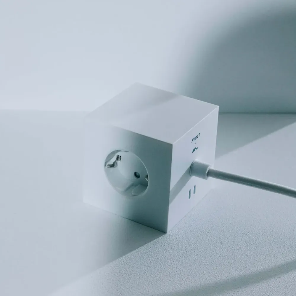 Best Avolt Square 1 with 30W Dual USBC & Magnetic base, 3m, Martinelli Luce edition Vit