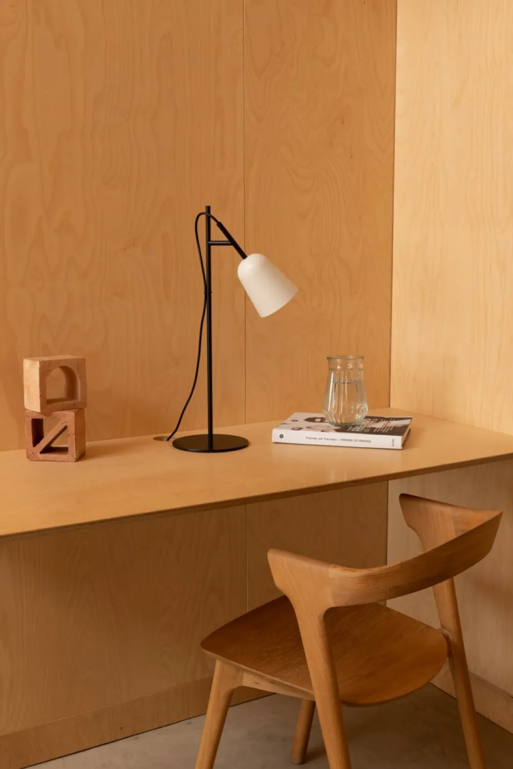 Outlet Faro Barcelona Studio 55cm skrivbordslampa