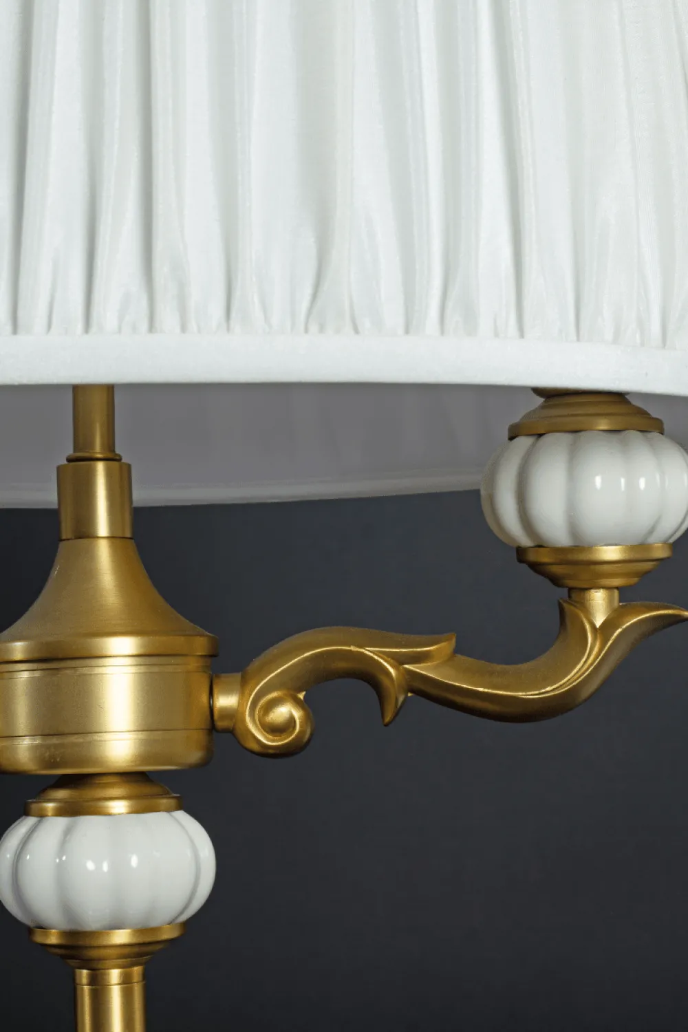 Best Aneta Lighting Toulouse 55cm bordslampa Guld