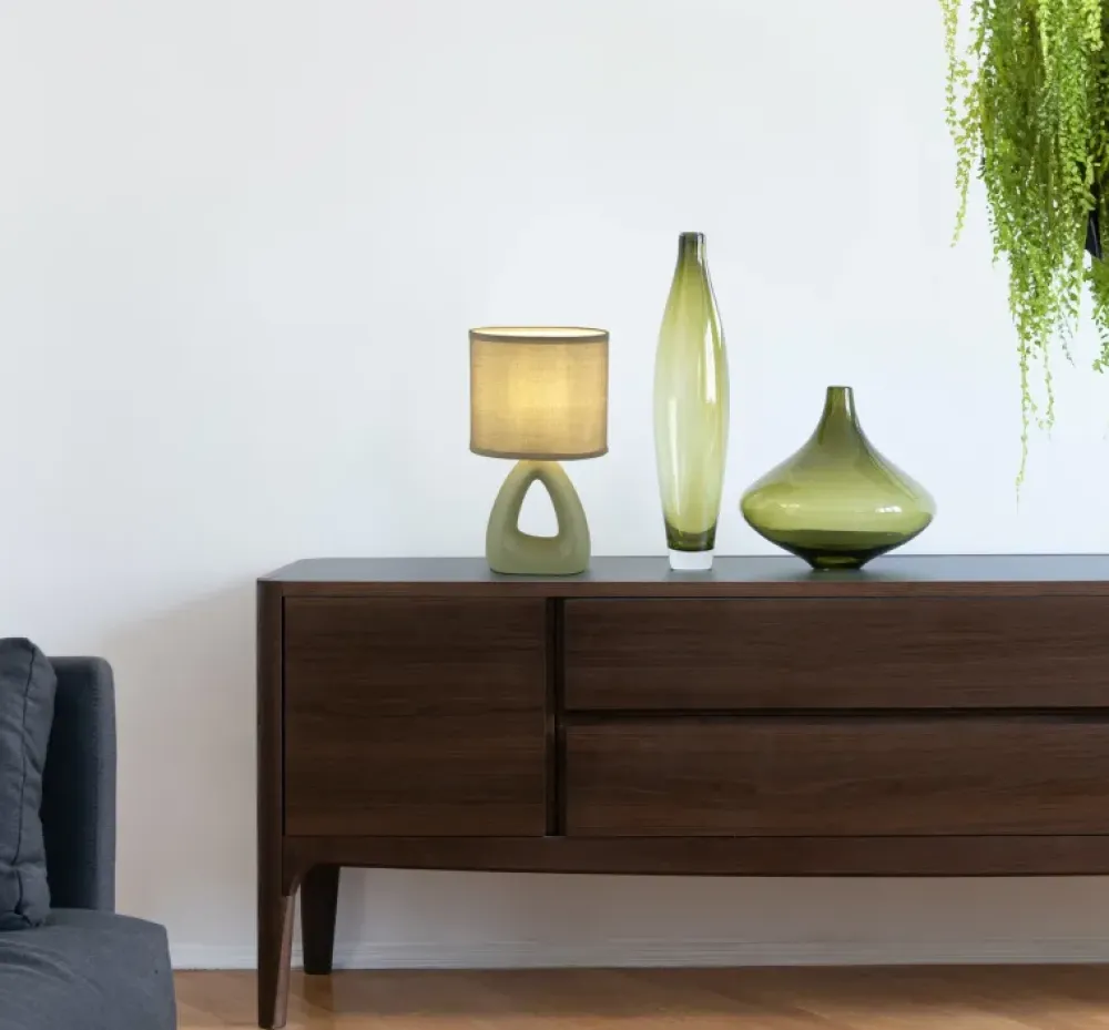 Online Globo Lighting Triangle 30cm bordslampa