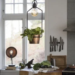 Hot PR Home Upptown fönsterlampa Svart
