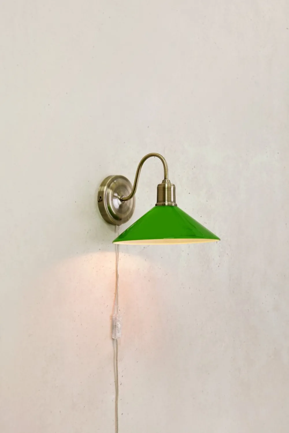 Discount Markslöjd Vela 25cm vägglampa Mässing/grön
